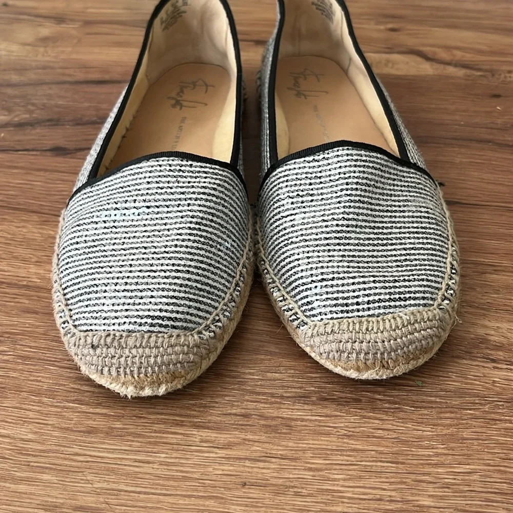 Franco Sarto black/white with clear sequin sparkles, size 8